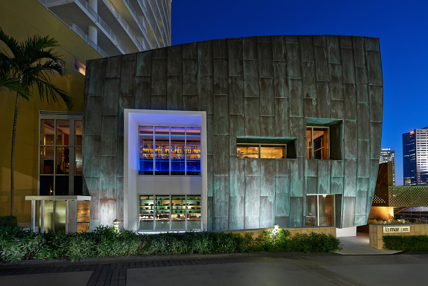Azul at Mandarin Oriental*** – GRONDA